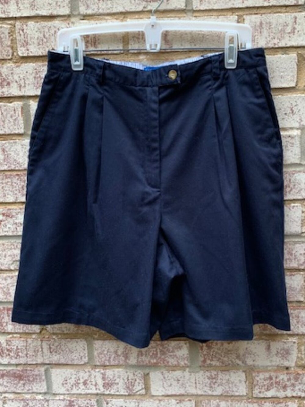 Vintage Karen Scott Navy Blue Pleated High Waisted Shorts Size 14
